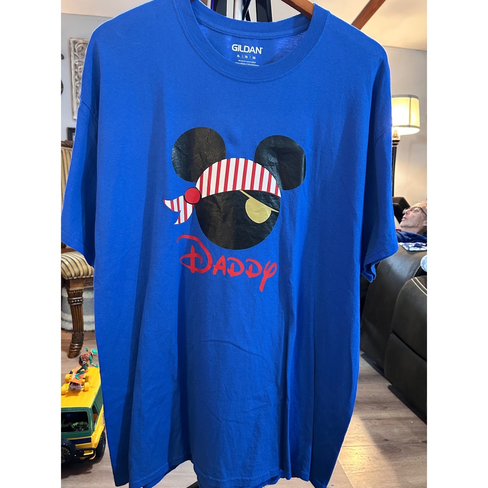 Gildan Mens XL Blue Disney Pirate Mickey‎ Mouse Daddy T-Shirt Family Vacation